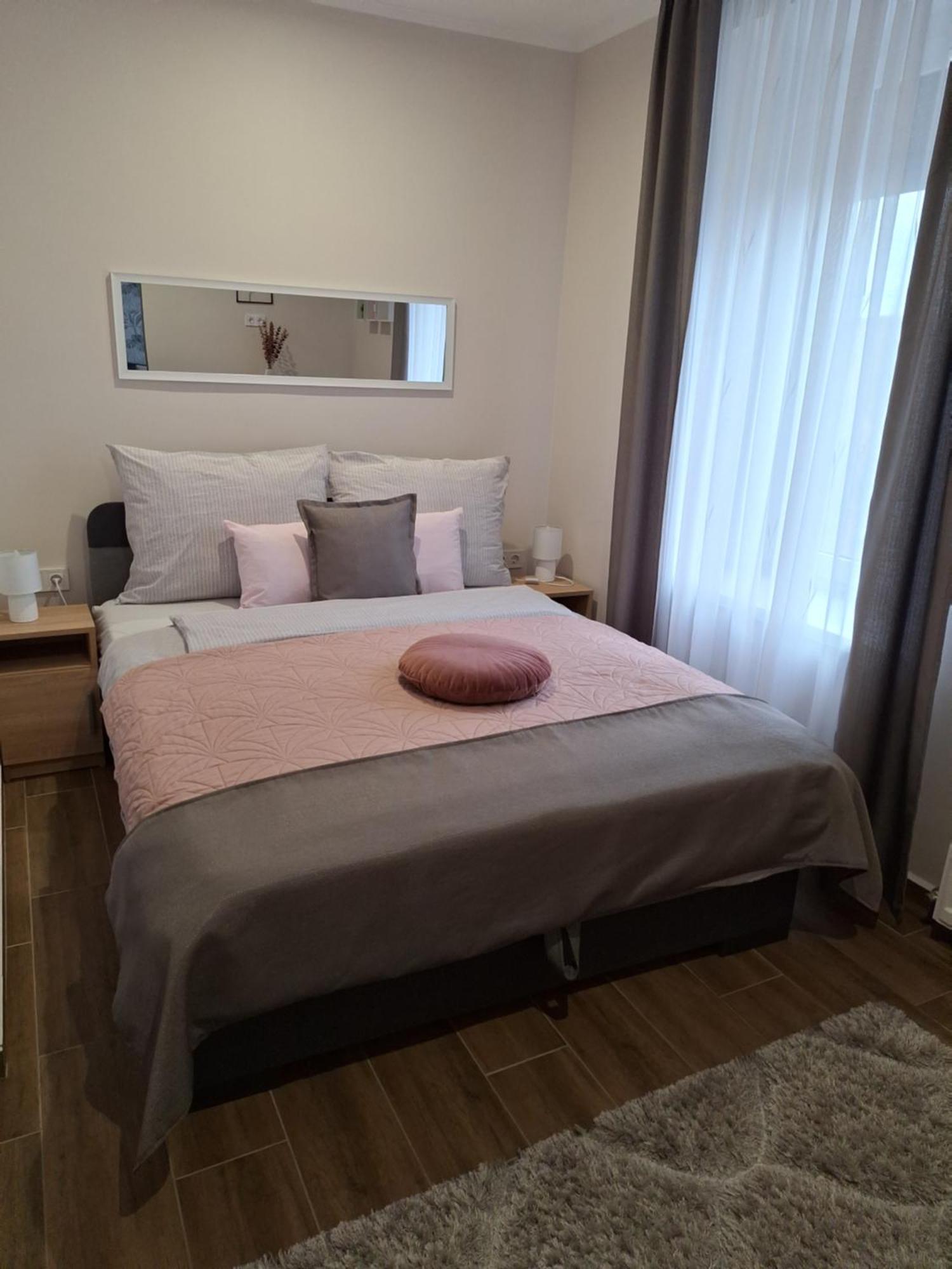 Várfal apartman Eger Camera foto