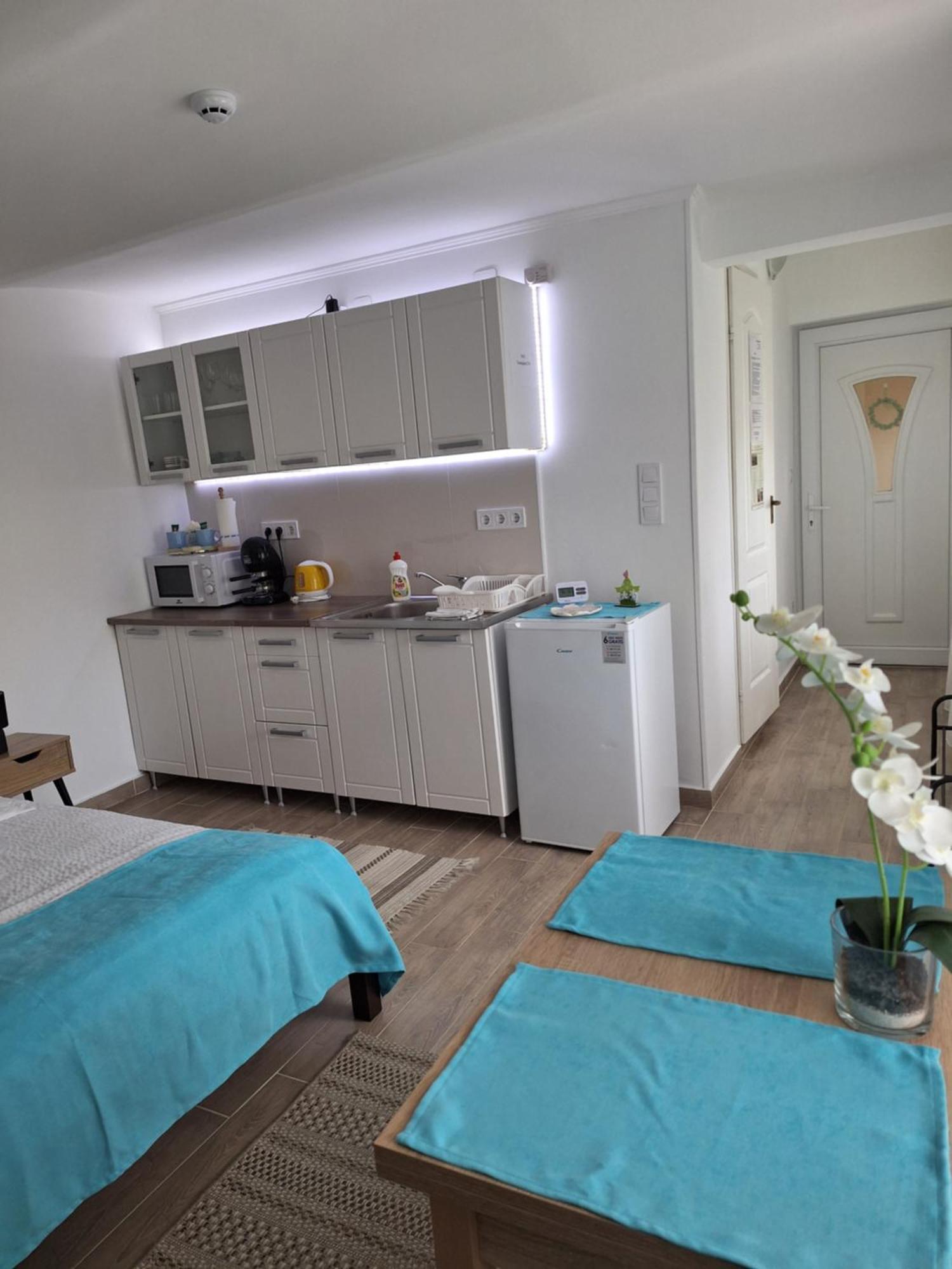 Várfal apartman Eger Camera foto